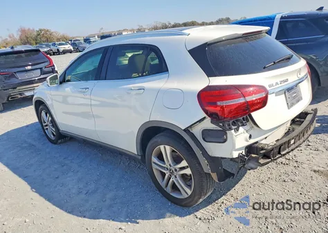 2019 Mercedes-Benz Gla 250 z USA, uszkodzony, nr VIN WDCTG4EB0KU004534